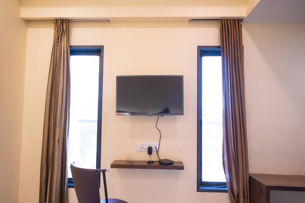 Vijaya Hill View Residency Hotel Navi Mumbai Luaran gambar